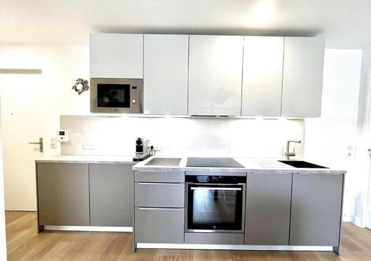 Sejour Authentique - Balcon, Parking & Wifi Ultra-Rapide Apartment Deauville Luaran gambar