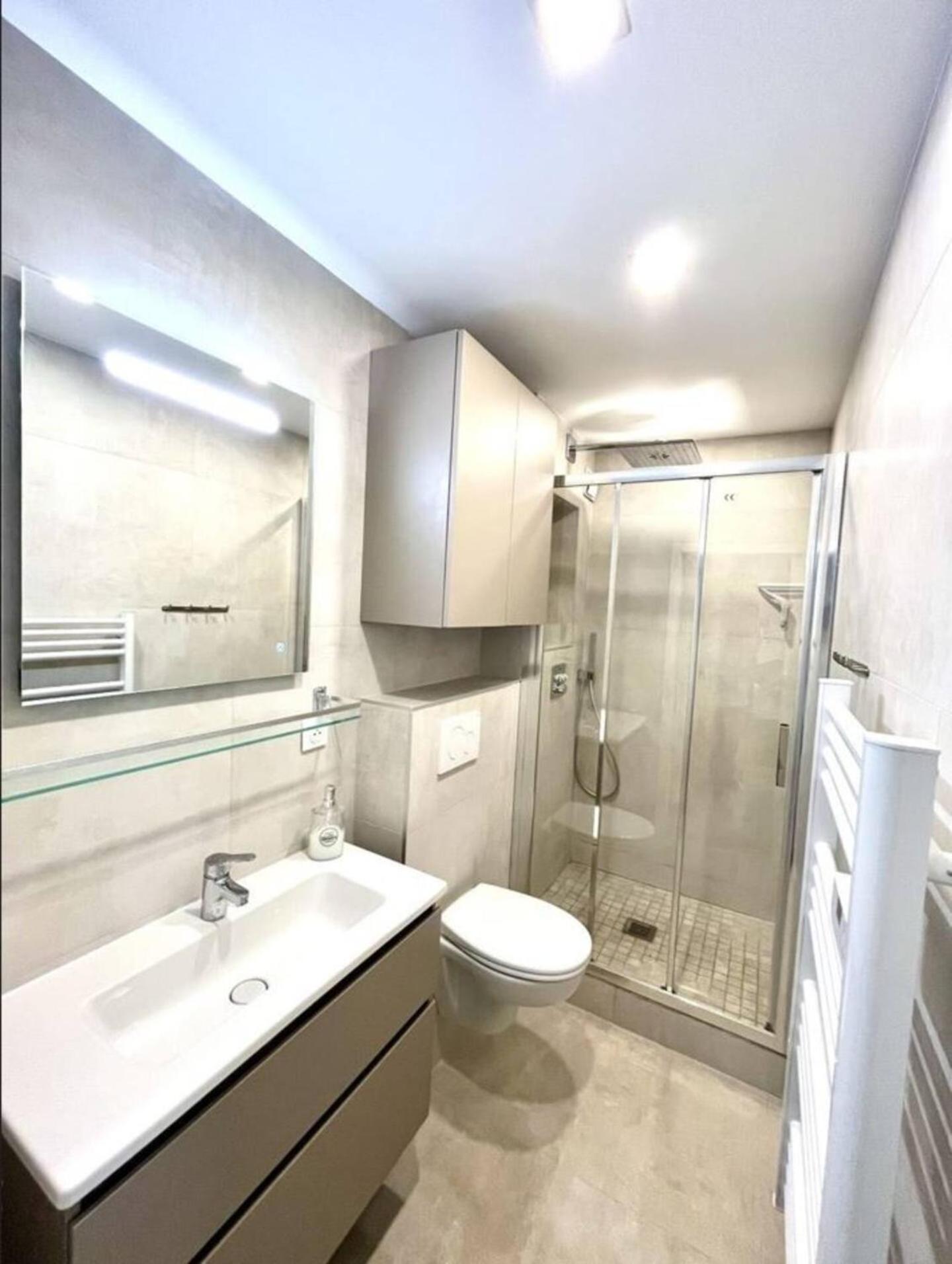 Sejour Authentique - Balcon, Parking & Wifi Ultra-Rapide Apartment Deauville Luaran gambar